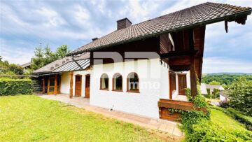 Hochwertiges 1-2 Familienhaus mit großem Garten in erhobener Ortsrandlage mit Panoramablick 37284 Waldkappel, Einfamilienhaus